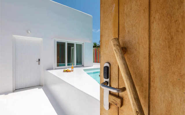 Akkadian Mykonos Resort