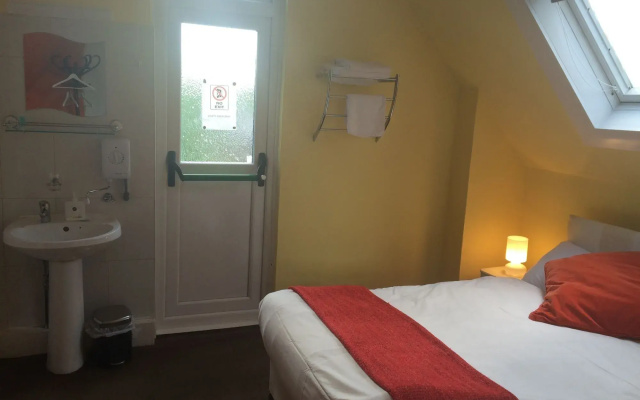 Caspian Hotel