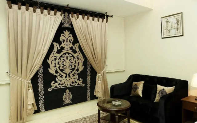Diamond Lodge karachi