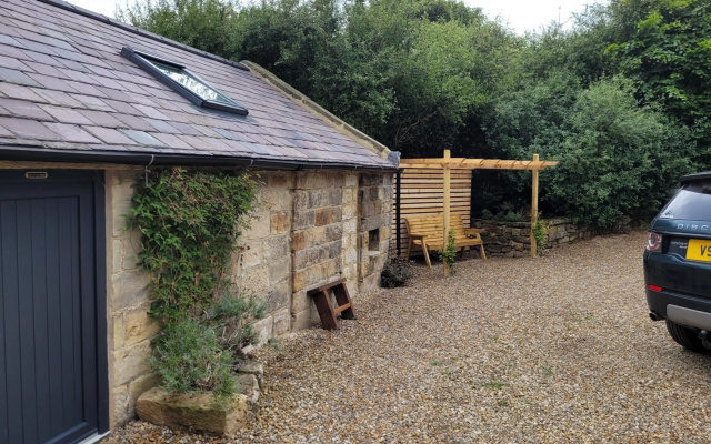 Underhill Coach House