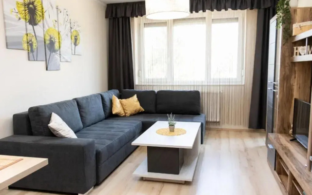 Holiday Apartman