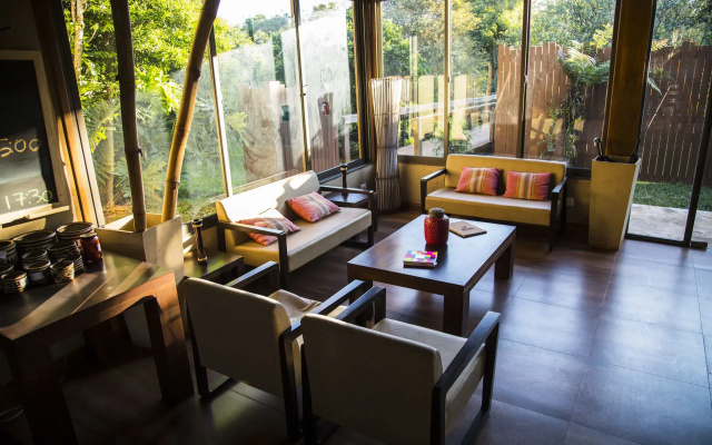 Mocona Virgin Lodge