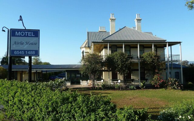 Airlie House Motor Inn in Scone, Australia from 104$, photos, reviews - zenhotels.com hotel front