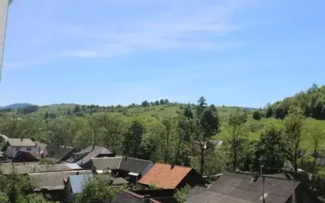 Hotel Yasinya