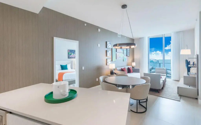Hide Beach Residences