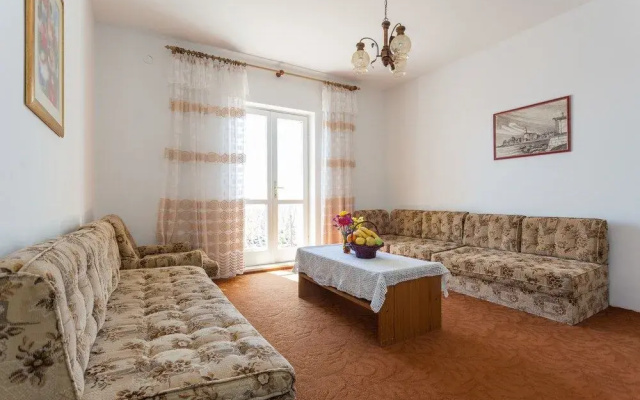 Alan Apartment