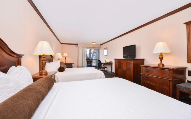 Best Western Edgewater Resort
