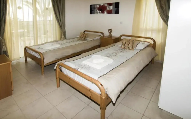 Villa Thea