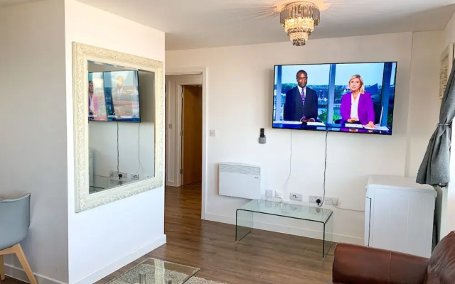 2 Bedroom Central Apartment