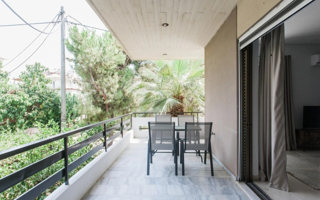 Pleasant 2BR Apartment near HELEXPO by UPSTREET