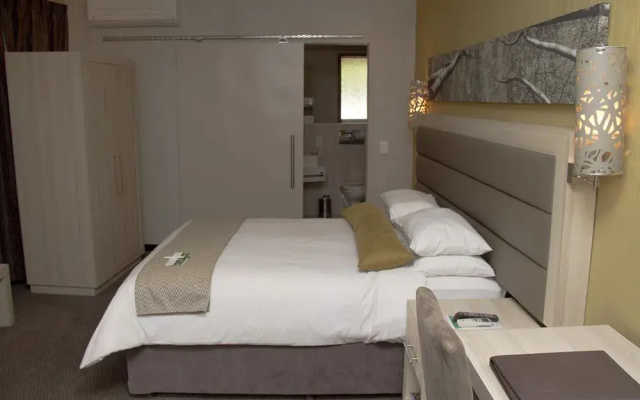 Cresta Marang Gardens Hotel