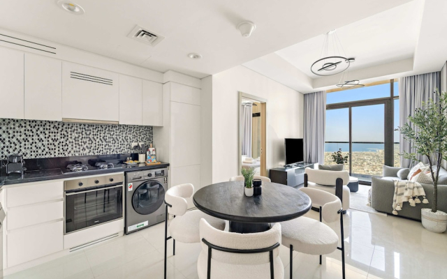 Silkhaus Stylish 2bdr in Aykon Tower