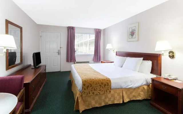 Days Inn Dahlonega