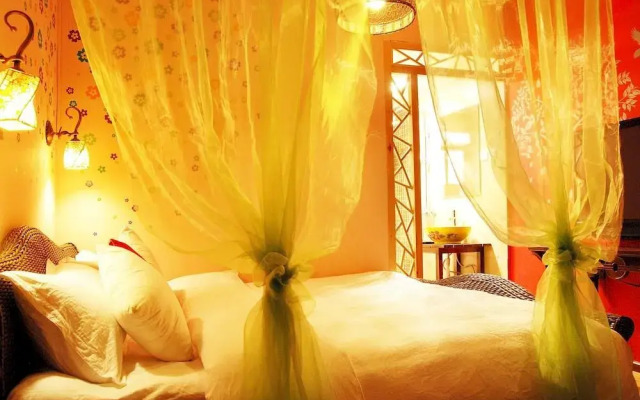 Overseas Inn