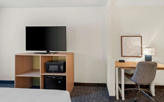 Spark by Hilton Moline Quad Cities