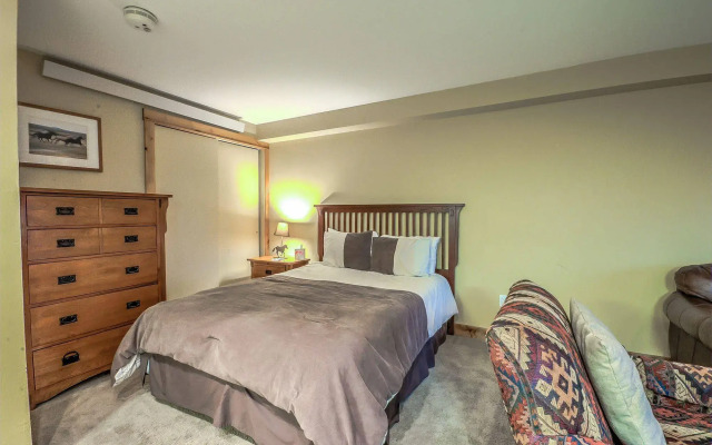 Scandinavian Lodge and Condominiums