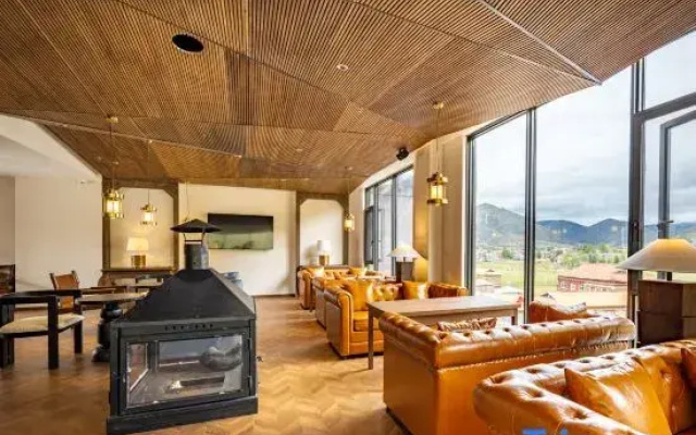 Ozz·nice5·Time Absolution Resort Hotel (Kangding Xinduqiao Branch)