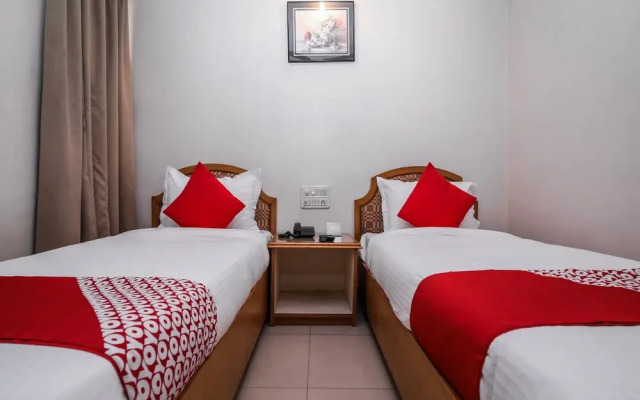 OYO 15359 Hotel Kanchandeep