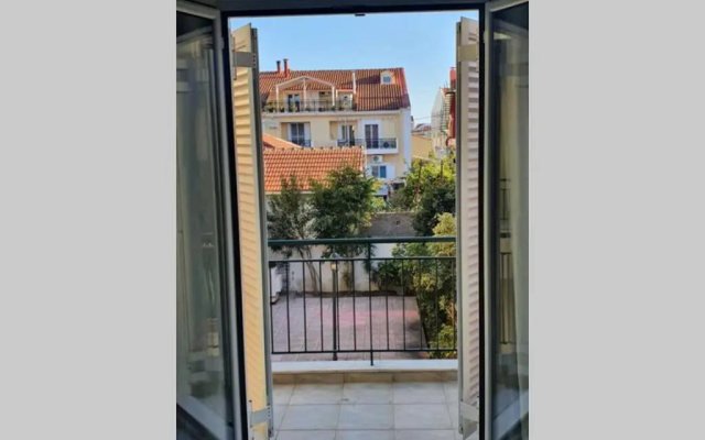 Johanna Apartment 3