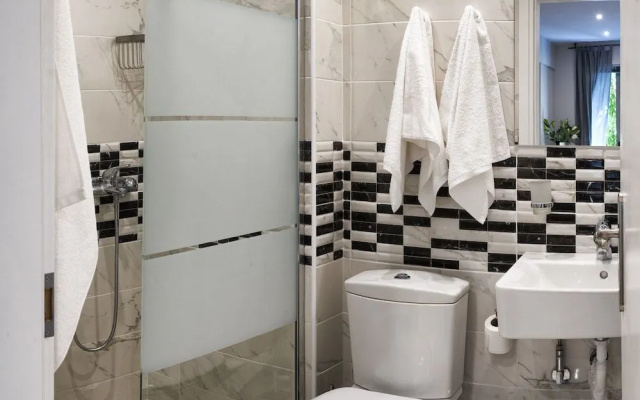 Caravel Voyage Suites By Living Spacegr
