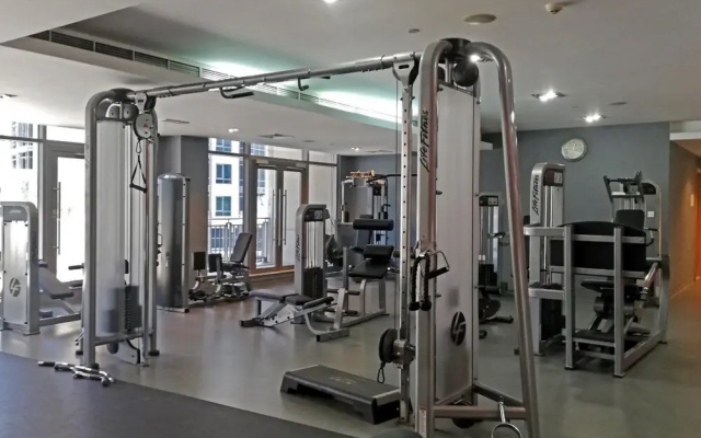 2 Min to Dubai Mall 1 BR