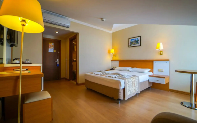 Aes Club Hotel