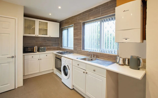 Host Stay Highwood Avenue