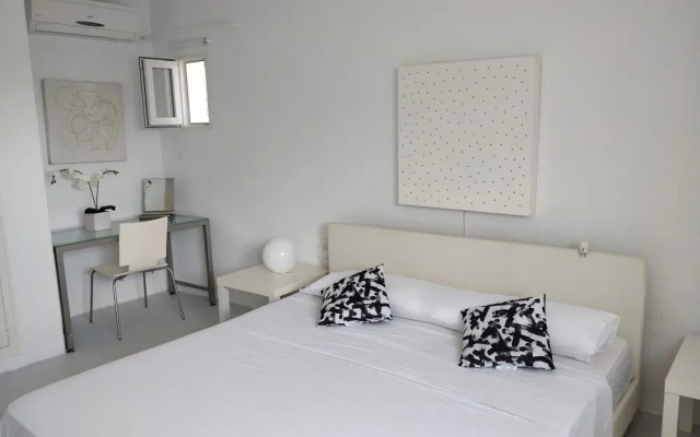 Cala Castell Suites