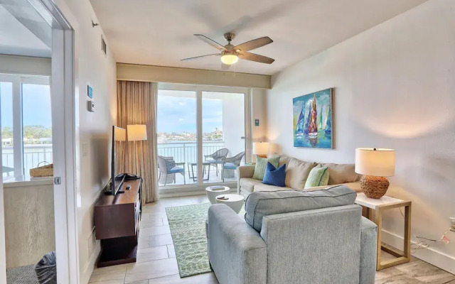 Oceana 204 East