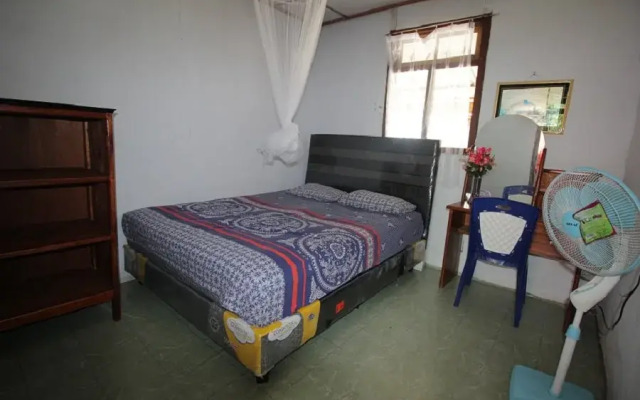 The Tandjoeng Homestay and Resto