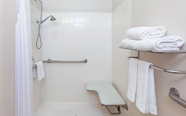 Holiday Inn Express Hotel & Suites Pharr by IHG