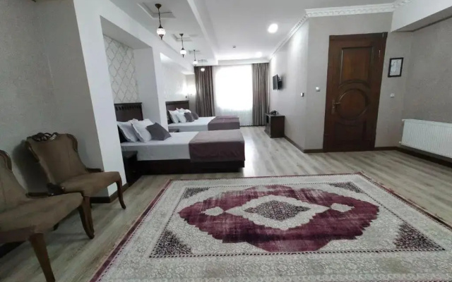 Hotel Times