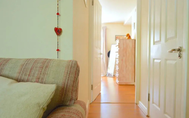 Amazing Quiet 1 Bedroom Flat with Charming Garden