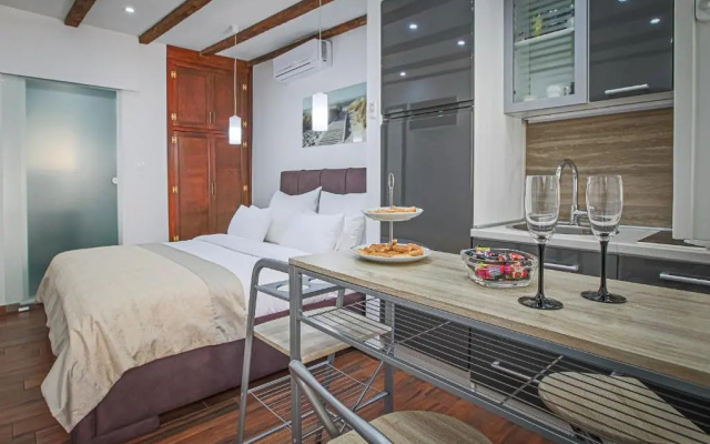 Theatre Luxury Rooms