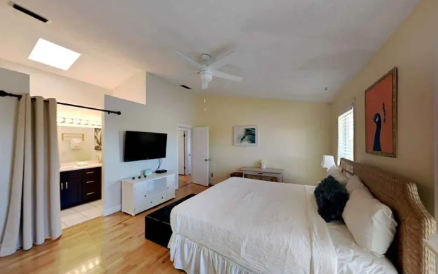 Bid-A-Wee Beach Home