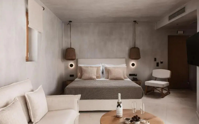 Myra Hotel