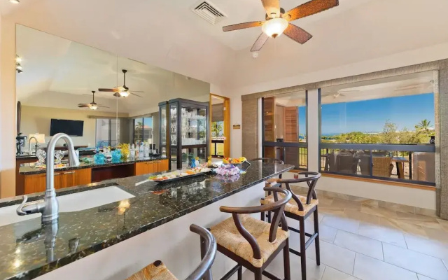 Hilton Pool Pass Luxurious Penthouse Oasis