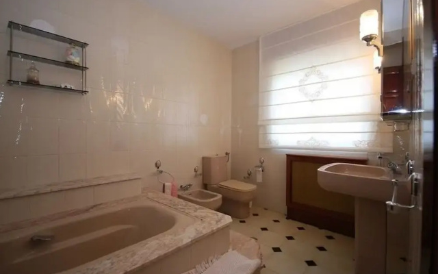 House - 4 Bedrooms - 101886