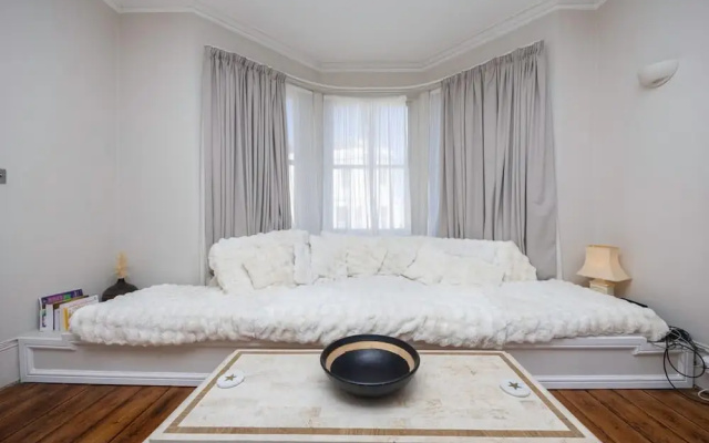 Host Stay St Aubyns Coastal Retreat