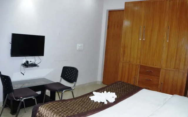 Maxfort Hospital Apartment