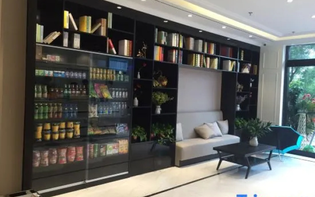 Ximan Qingya Hotel (Zhengzhou South Third Ring Road Zhongzhou Avenue)