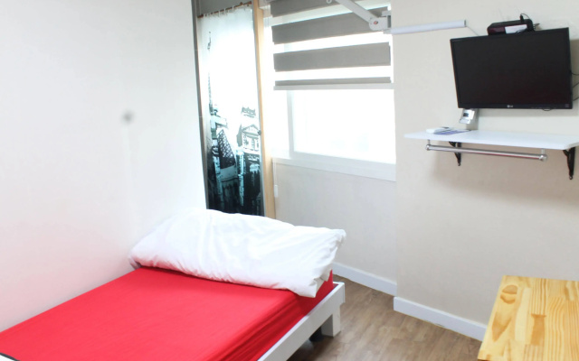 H HOSTEL Itaewon