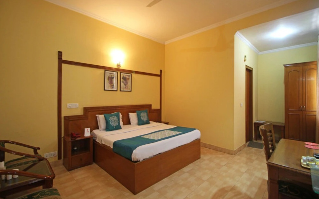 OYO 6977 Hotel Clarks