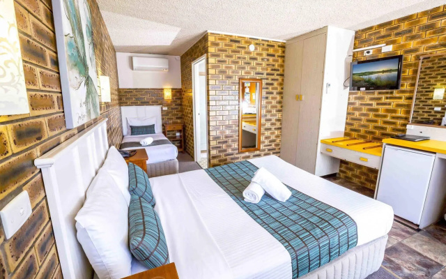 Apple & Grape Motel