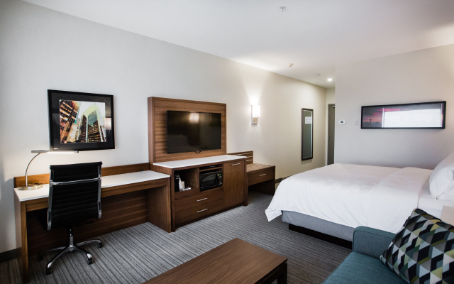Holiday Inn Calgary South Conference Center by IHG