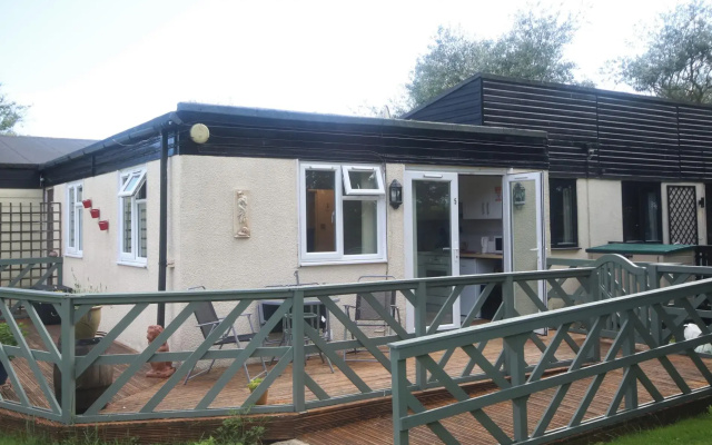 5G Medmerry Park 1 Bedroom Chalet