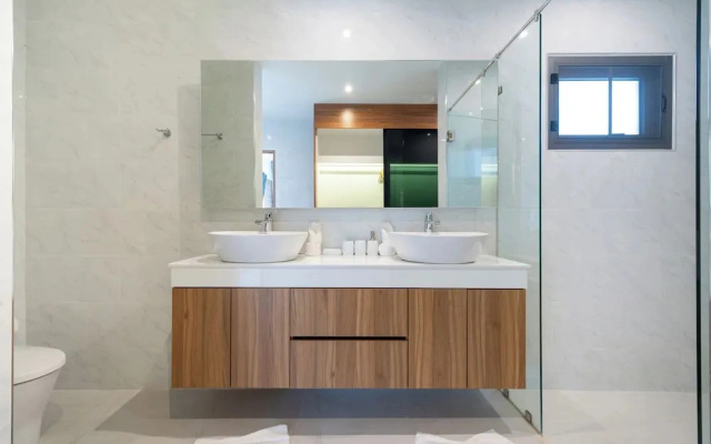 Nicky Harmony 3BR Pool Villa in Bang Tao