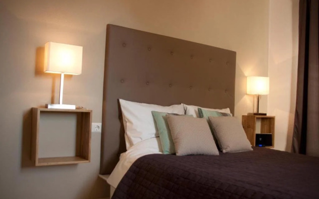 Hotel30