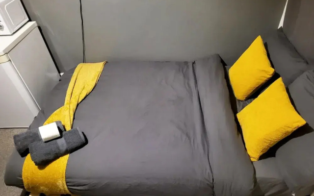 Stay Sleep Rest - De Grey