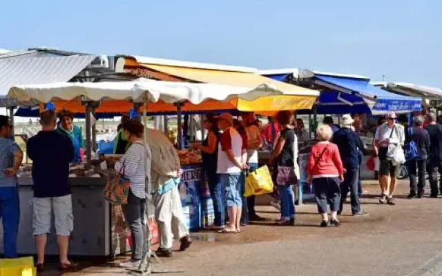 Studio avec loggia - à 200m de la plage - Parking